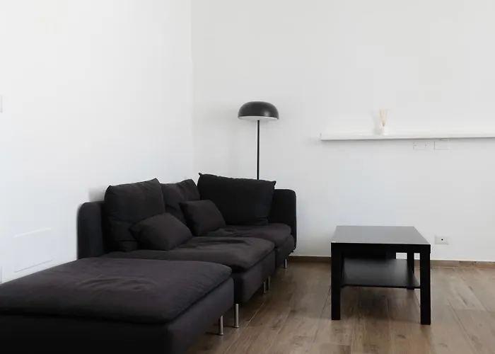 아파트 Sunrise Waterfront - With Sea View Balcony -