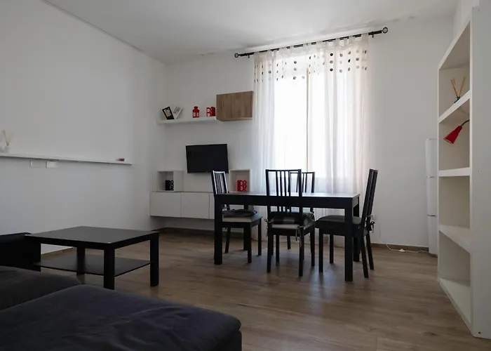 아파트 Sunrise Waterfront - With Sea View Balcony - *